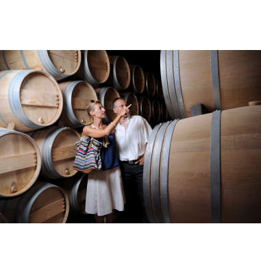 Visitez des caves à vin à Saint-Emilion et comprenez le rôle des barriques dans le vieillissement